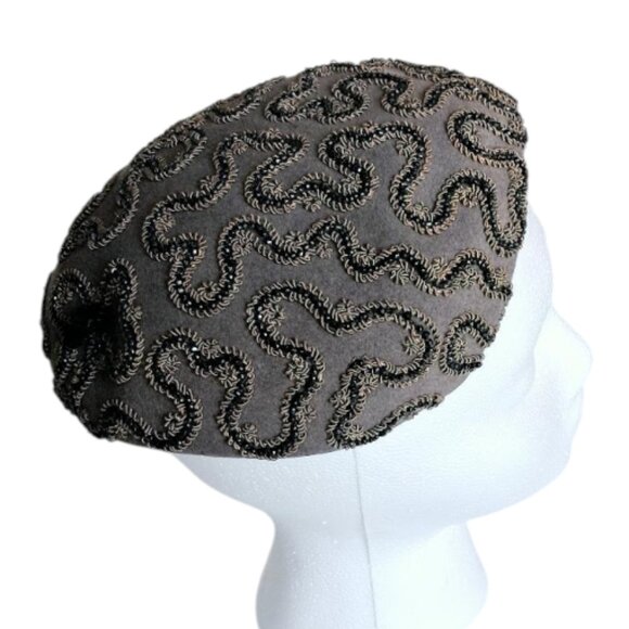 1950s Elegant Beaded Capulet Evening Hat & Hat Pin - Picture 1 of 7